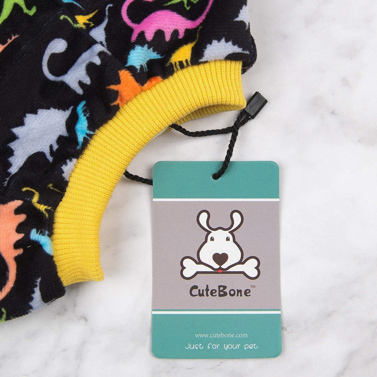 CuteBone Dog Halloween Pajamas Puppy Onesies Small Dogs Soft Pjs Coat Cat Apparel Comfy Pet Christmas Clothes Outfit Doggie Bodysuit P26L