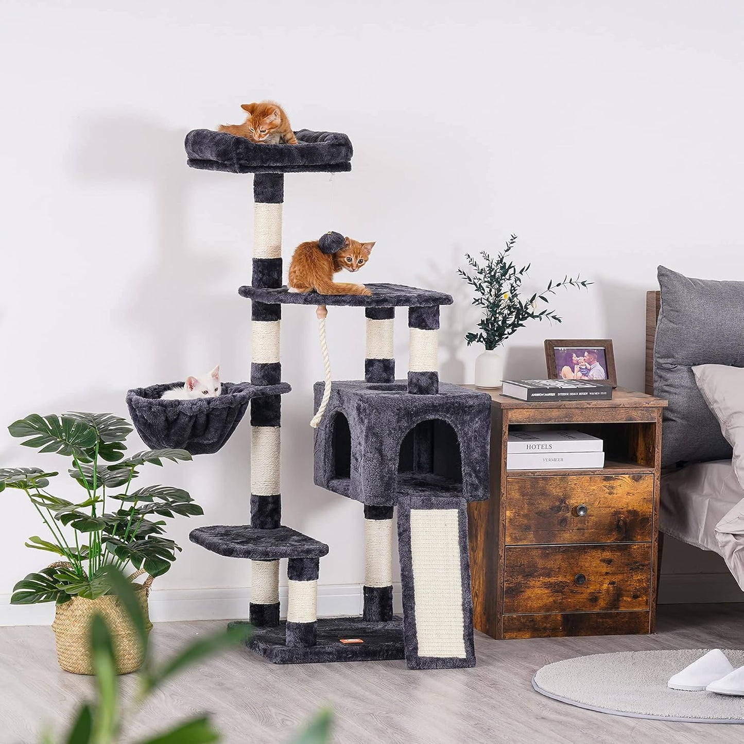 Heybly Cat Tree, Cat Tower for Indoor Cats with Scratching Board, Multi-Level Cat Furniture Condo with Feeding Bowl, Smoky Gray HCT010G