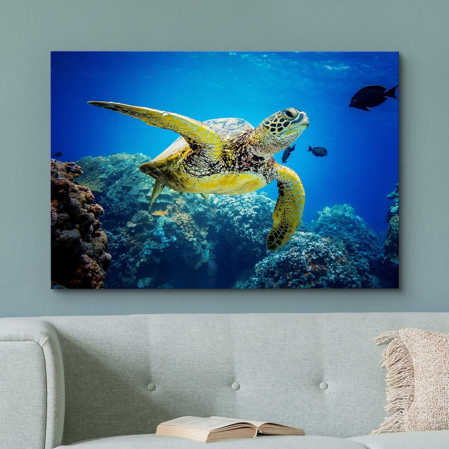 wall26 Canvas Print Wall Art Vibrant Ocean Underwater Swimming Turtle Nature Animals Photography Realism Rustic Scenic Landscape Wilderness Earth Colorful for Living Room, Bedroom, Office - 32"x48"