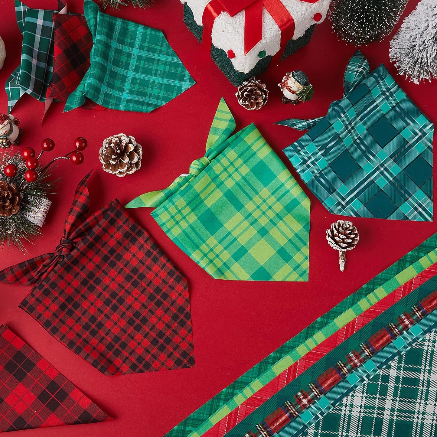 Abbylike 50 Pieces Christmas Plaid Dog Bandanas Bulk Xmas Bandanas for Dogs Triangle Kerchief Bibs Scarf Set for Christmas Pet Costume Accessories Decoration (19.7 x 13.8 x 13.8)
