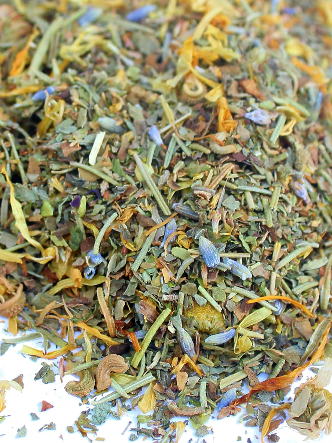 Pampered Chicken Mama Floral Nesting Herbs for Chickens (16 Ounces/1 Pound) | Relaxation Blend for Chick Brooder Box, Chicken Coop Bedding | Scent of Spring