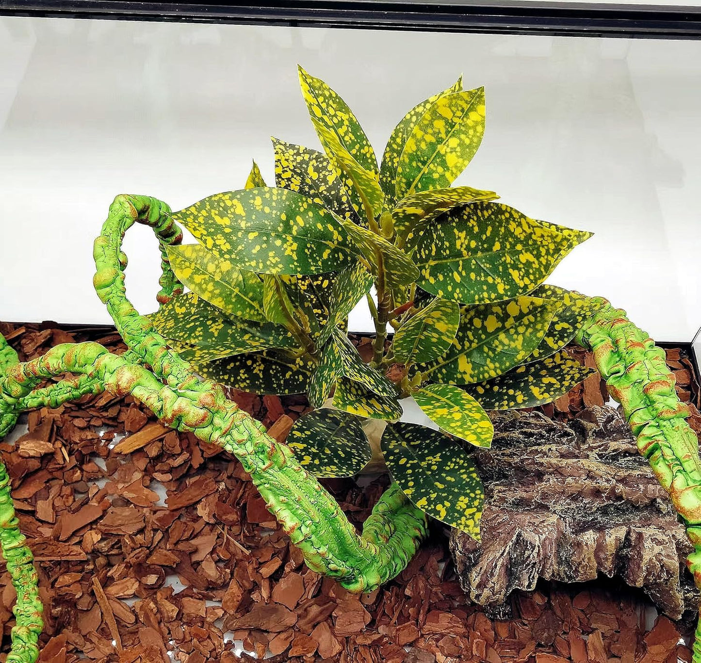 Reptile Plants Terrarium Artificial Leaves Reptile Tank Decorations for Bearded Dragon Lizard Snake Geckos Chameleon Amphibian Habitat Terrarium Decor